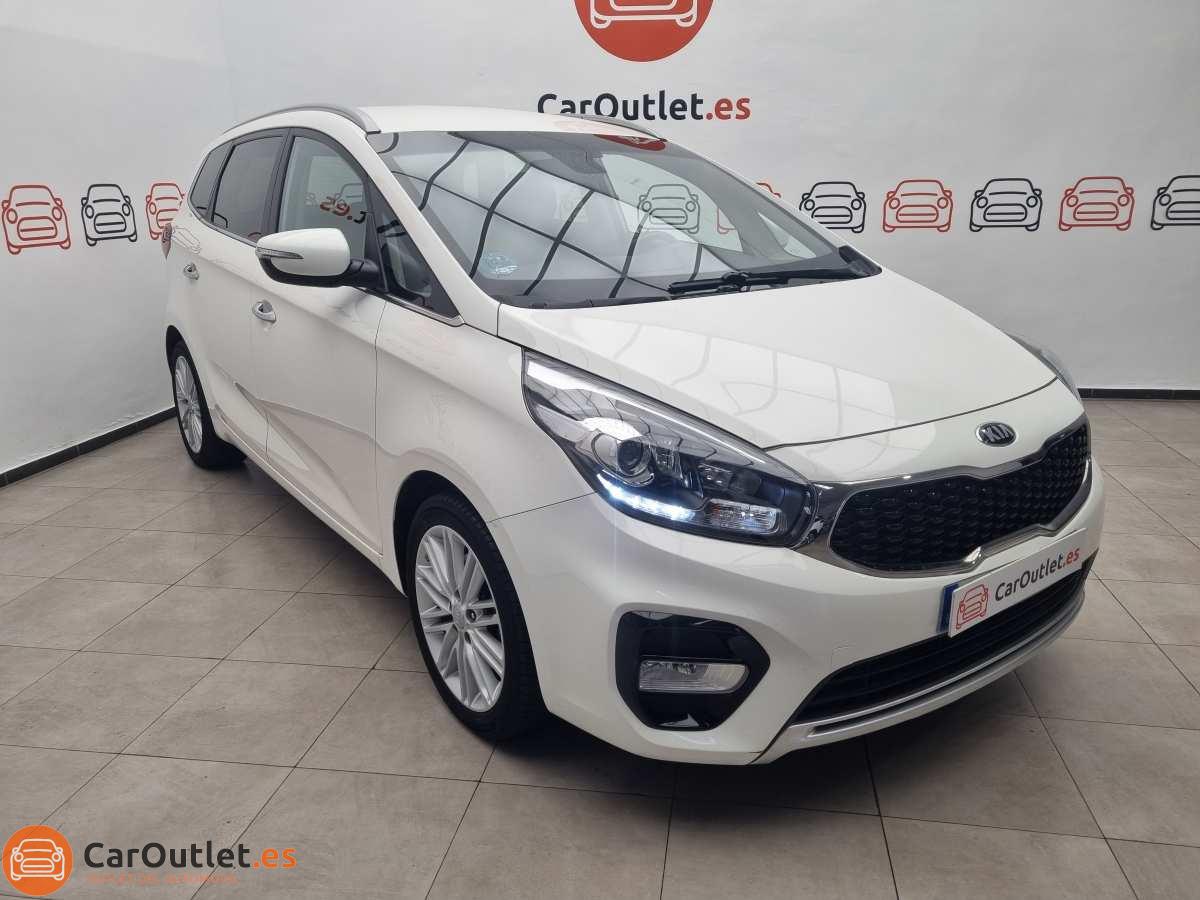 2 - Kia Carens 2018