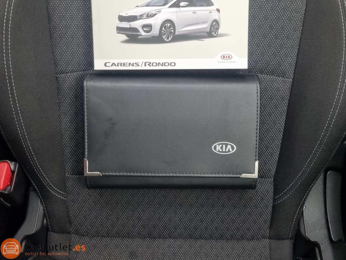 30 - Kia Carens 2018
