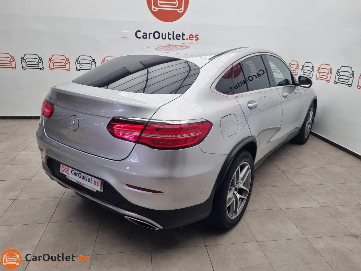 8 - Mercedes GLC 2017 - AUTO
