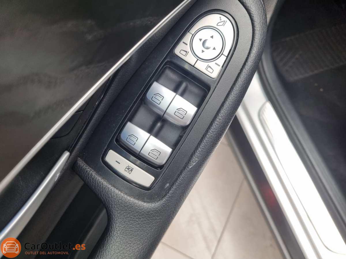 14 - Mercedes GLC 2017 - AUTO