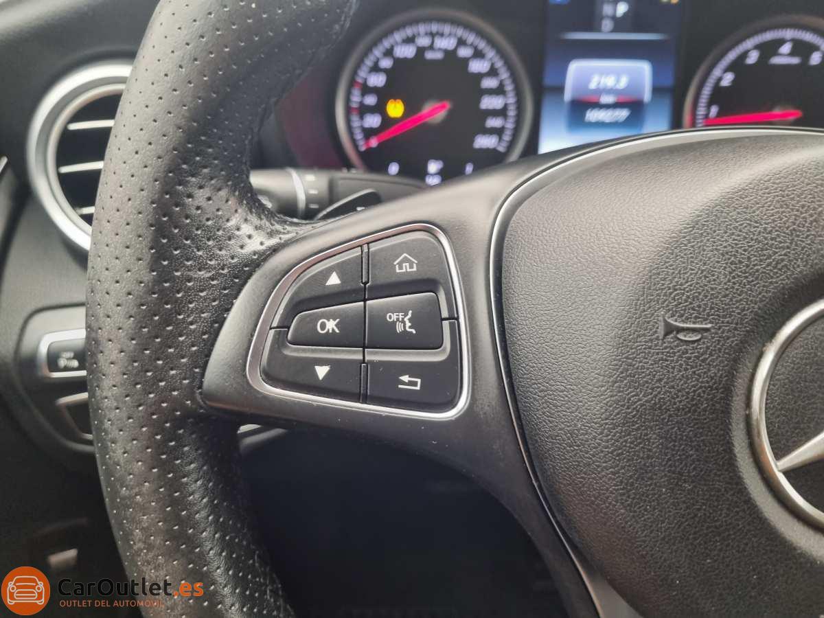 23 - Mercedes GLC 2017 - AUTO