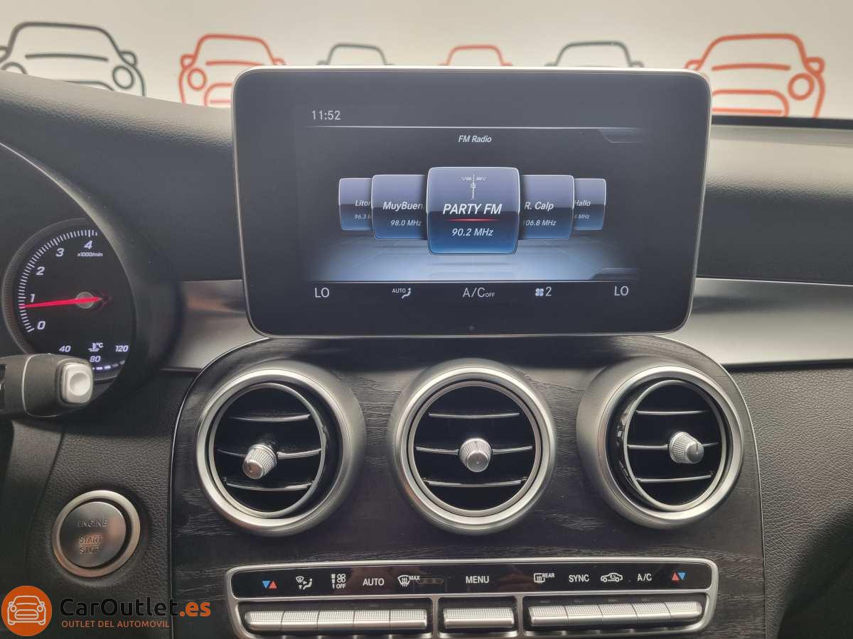 27 - Mercedes GLC 2017 - AUTO