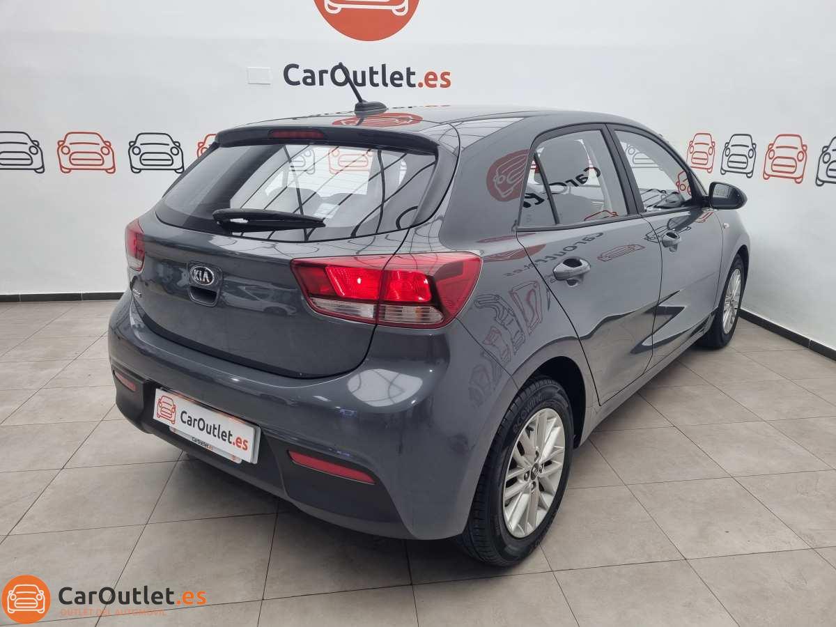 8 - Kia Rio 2021