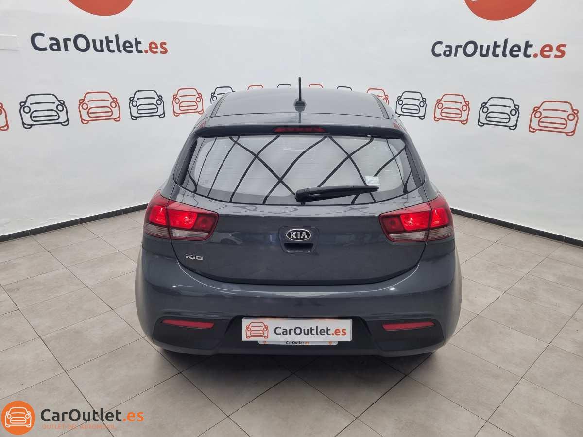 9 - Kia Rio 2021