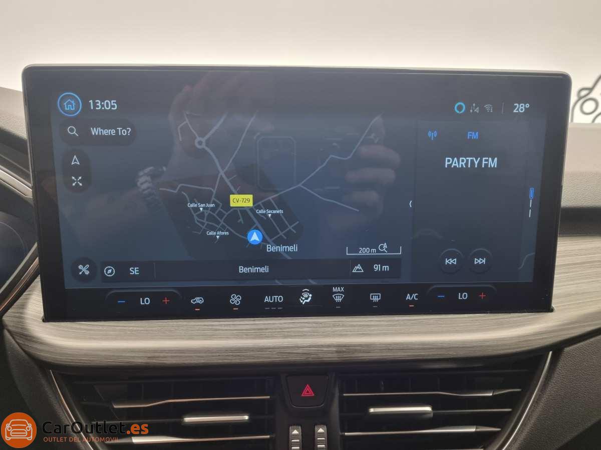 29 - Ford Kuga 2025 - AUTO
