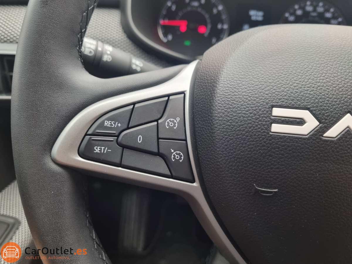 28 - Dacia Sandero Stepway 2024