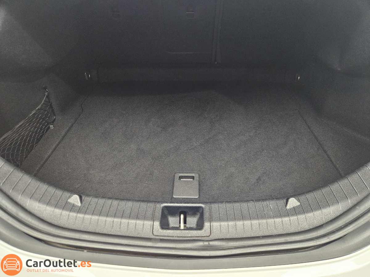 13 - Mercedes CLA Class 2018 - AUTO
