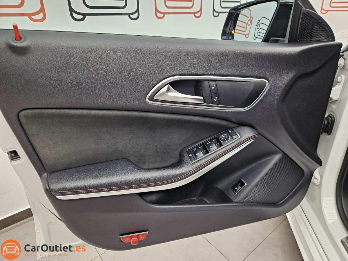 15 - Mercedes CLA Class 2018 - AUTO