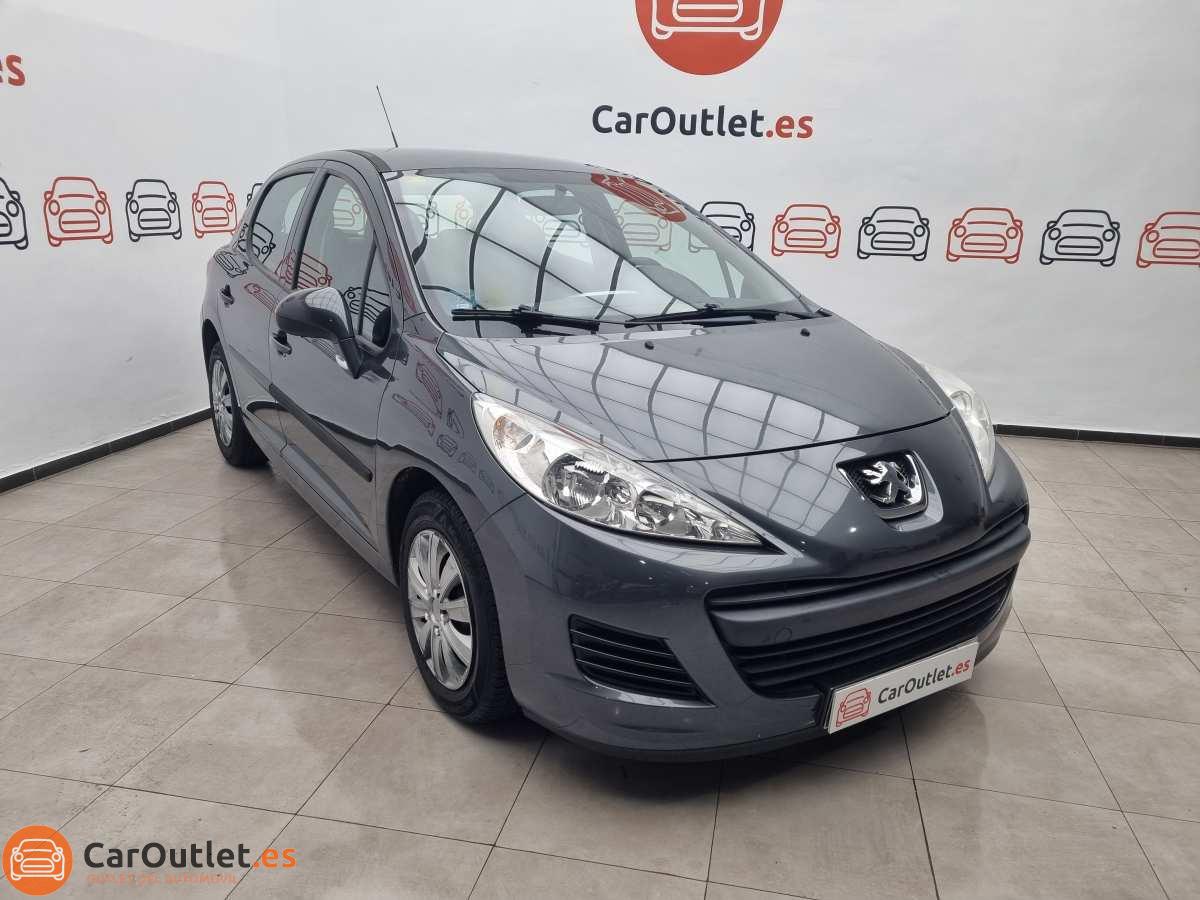 2 - Peugeot 207 2011
