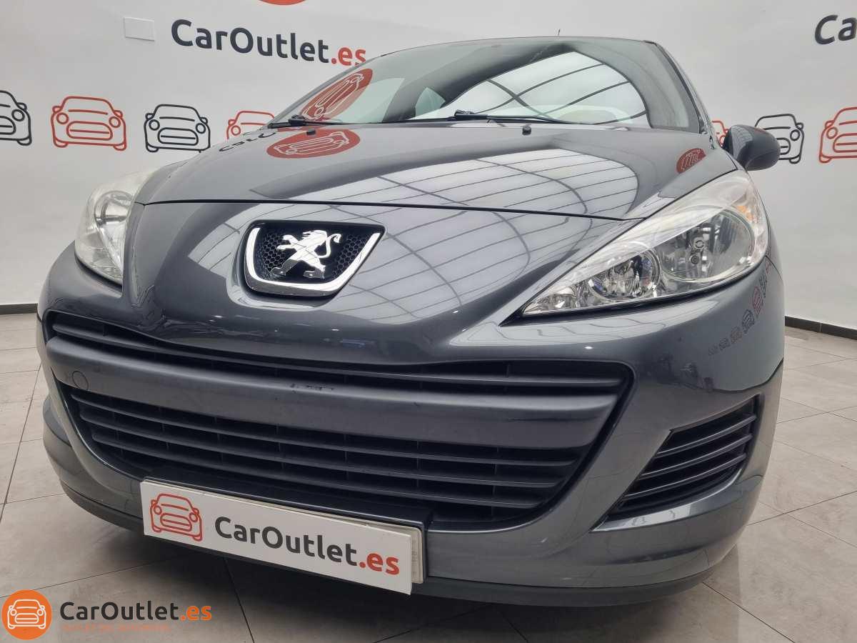 5 - Peugeot 207 2011