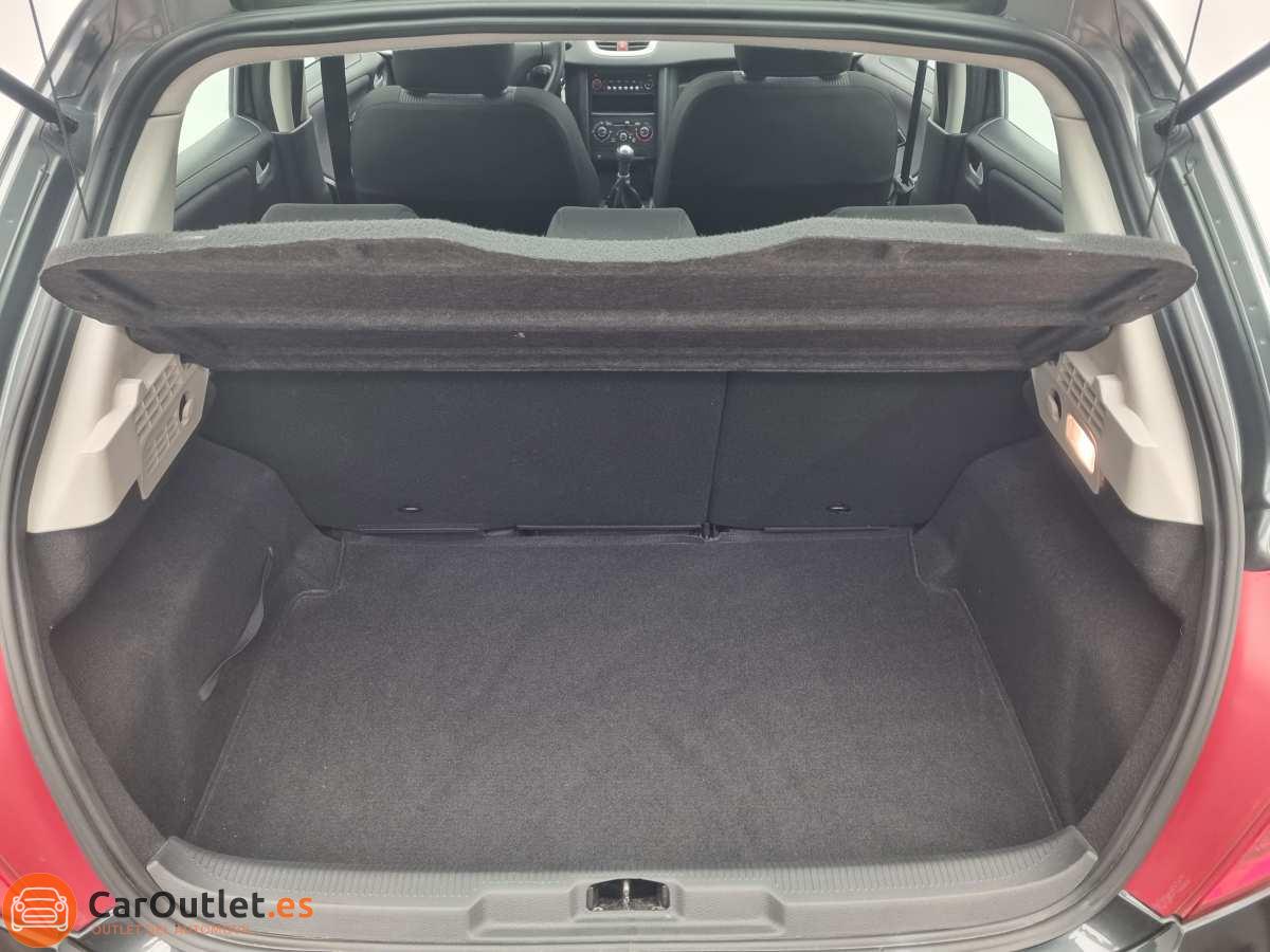 10 - Peugeot 207 2011