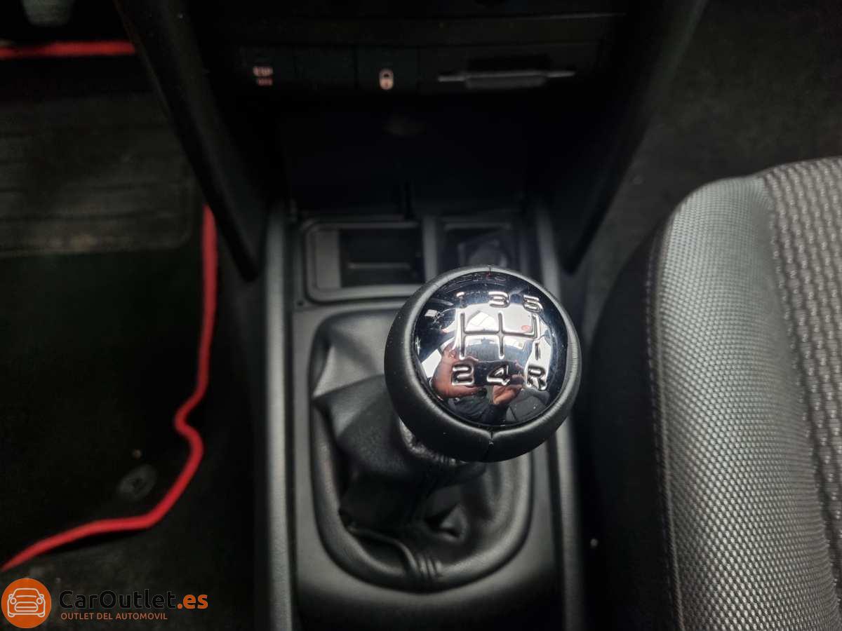 24 - Peugeot 207 2011