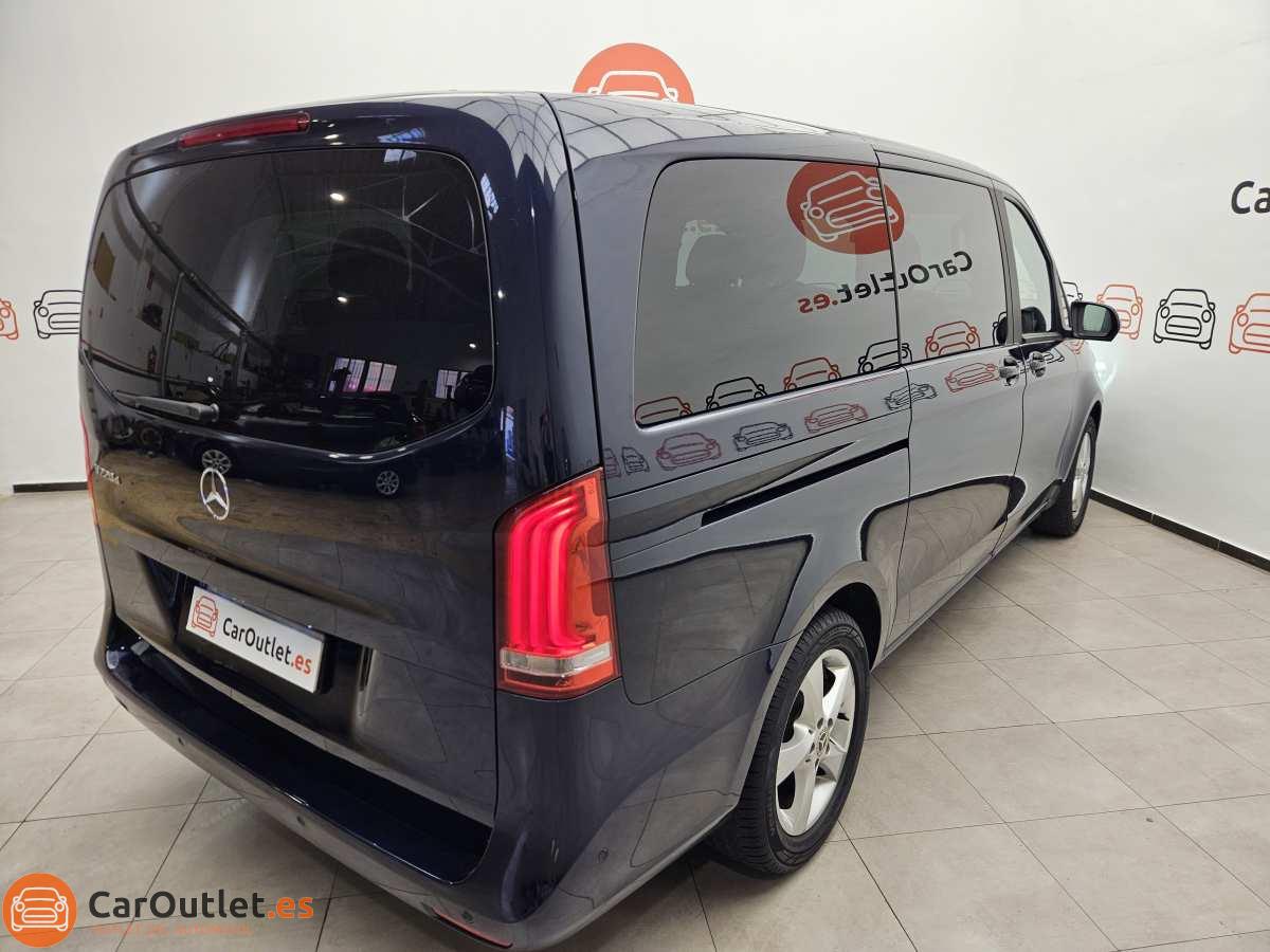 11 - Mercedes V Class 2020 - AUTO