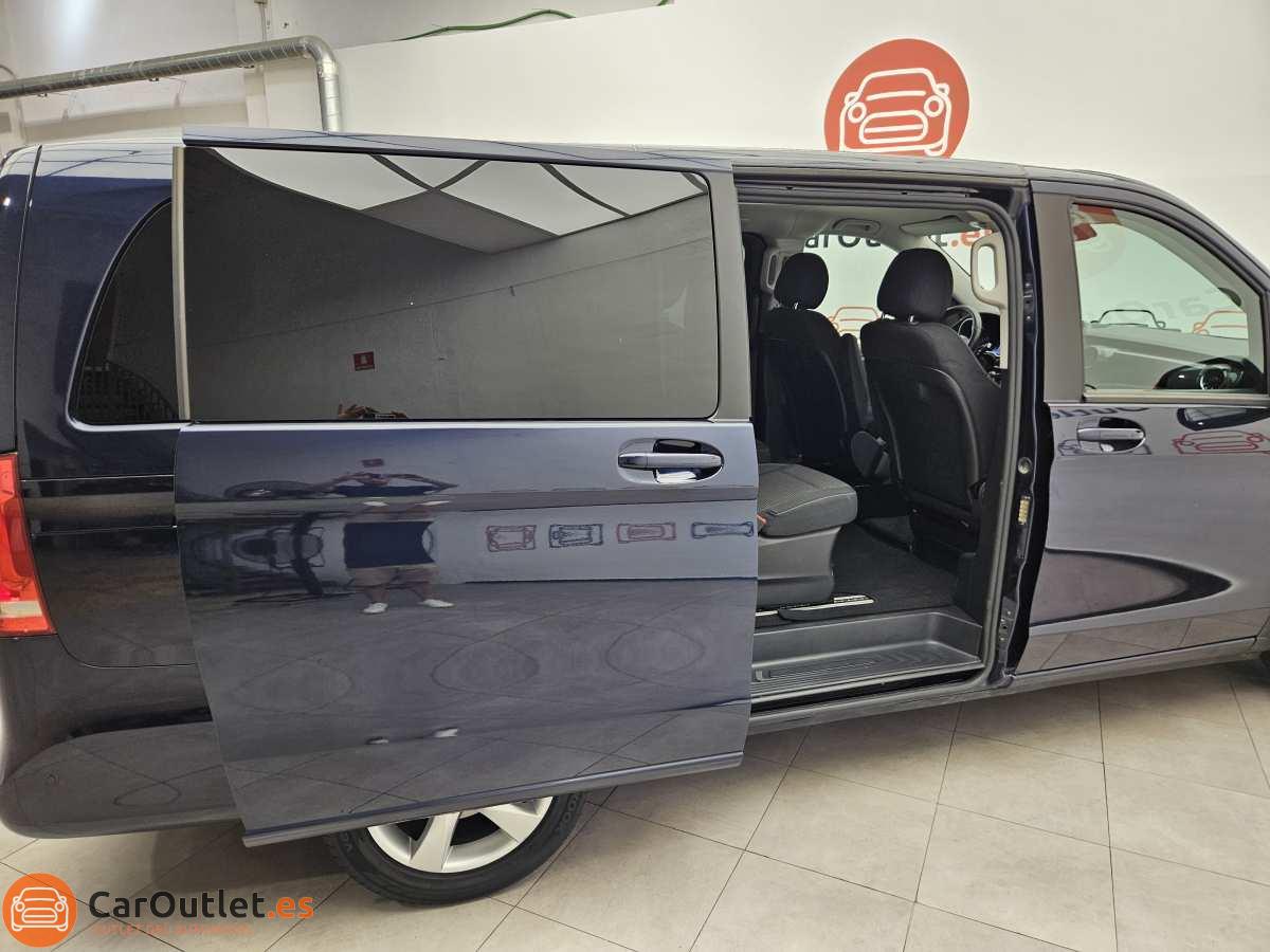 12 - Mercedes V Class 2020 - AUTO