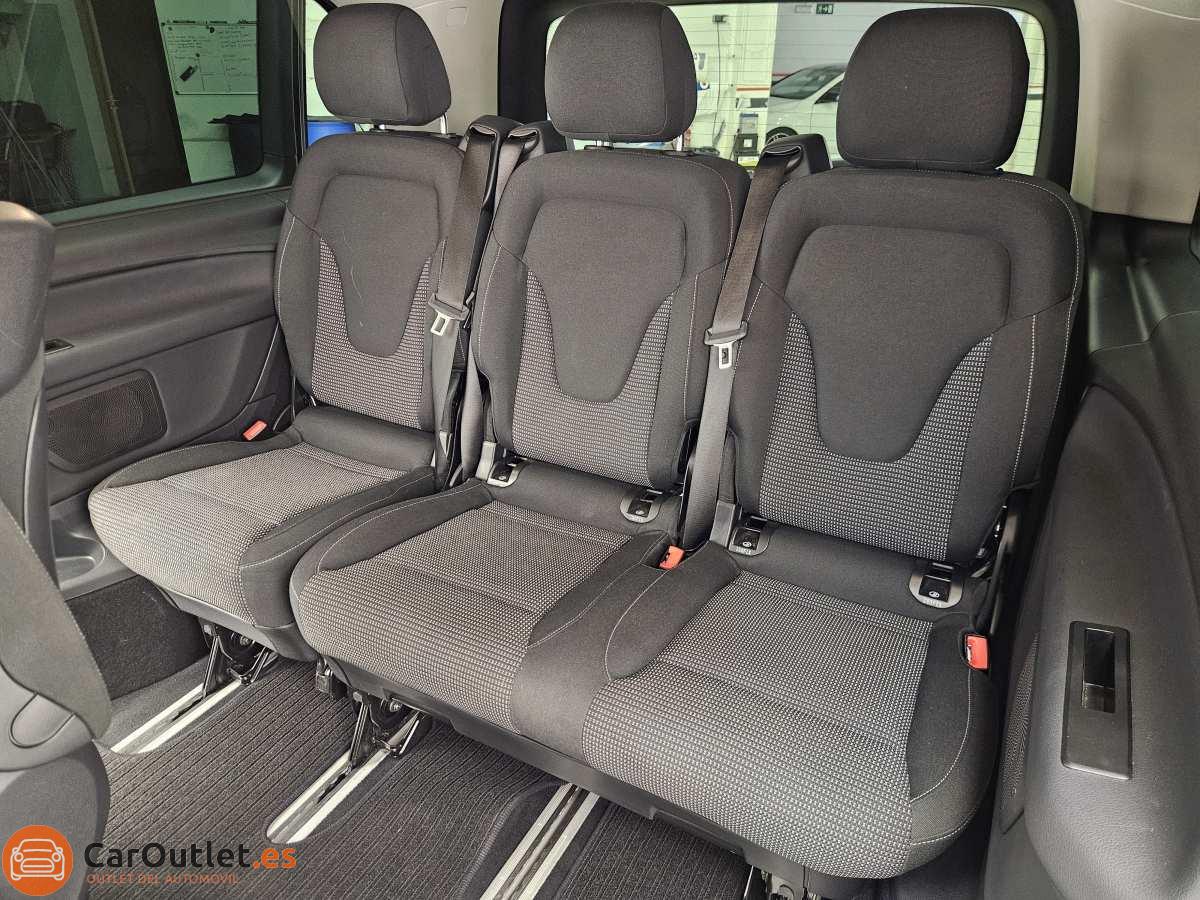 16 - Mercedes V Class 2020 - AUTO