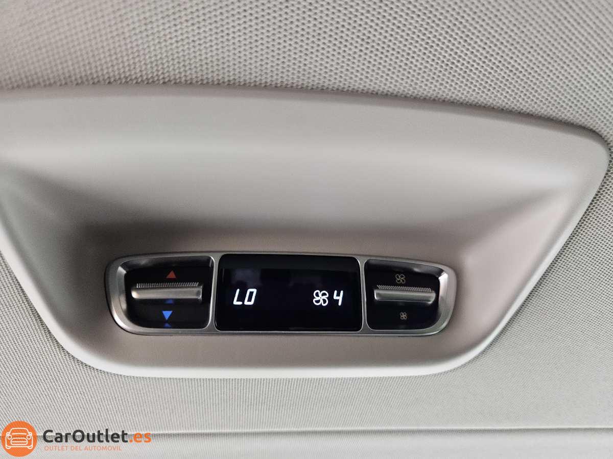 18 - Mercedes V Class 2020 - AUTO