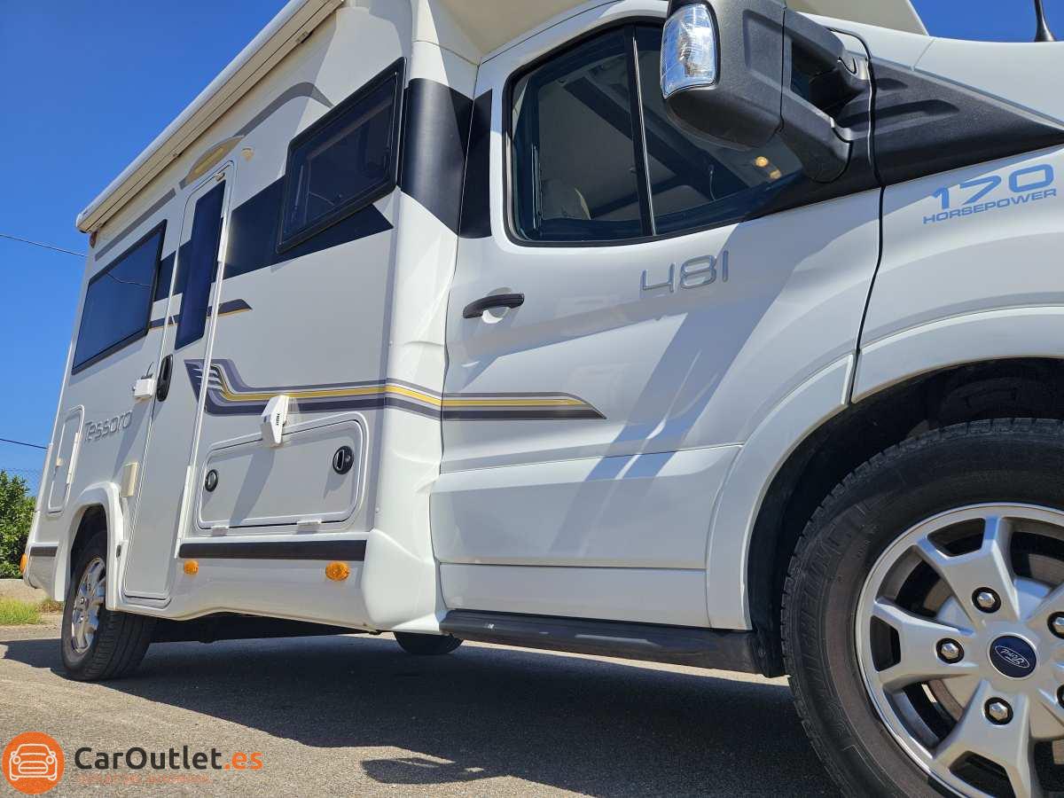 3 - Ford Benimar Tesoro 481 2019 - AUTO