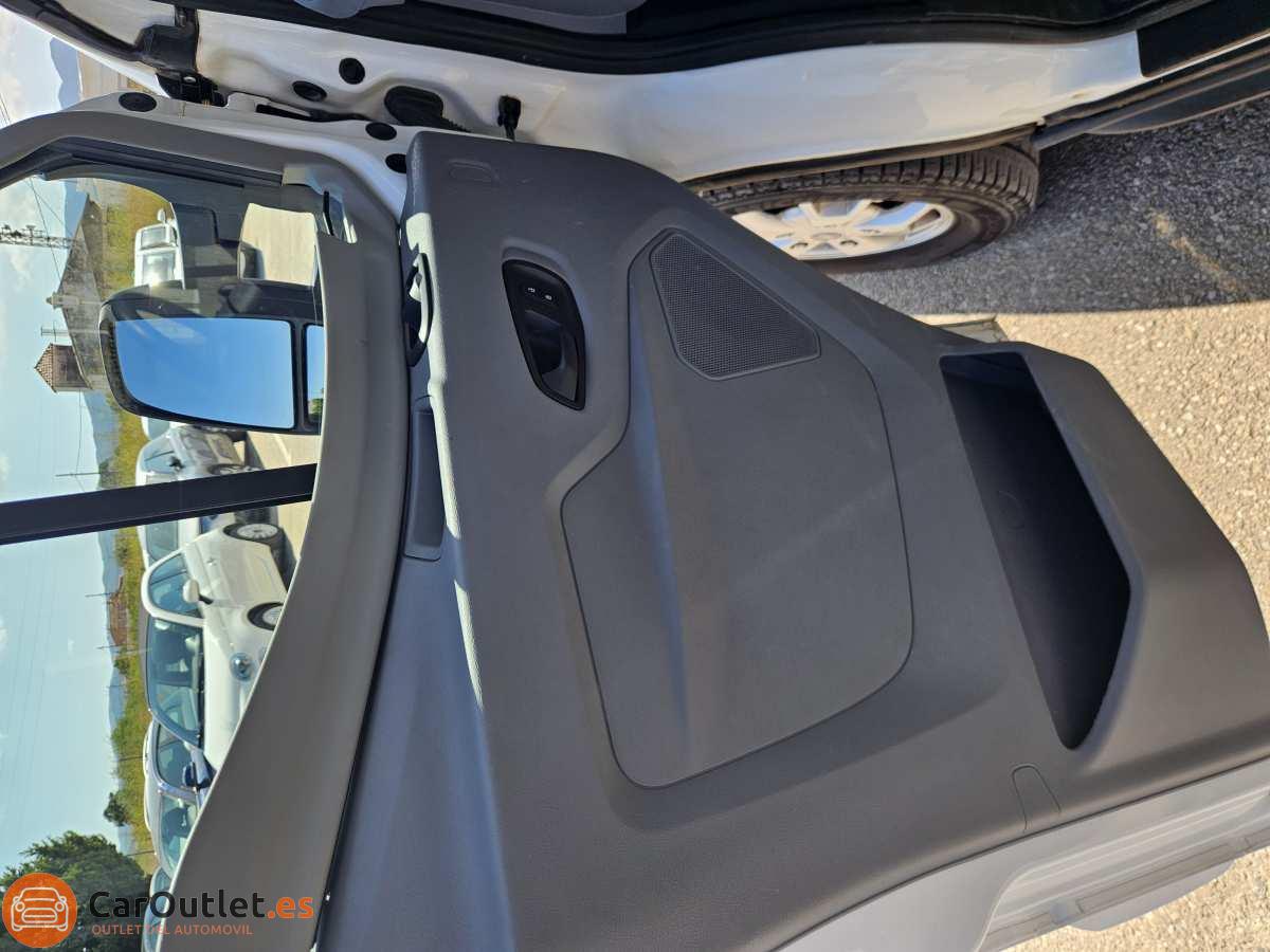 19 - Ford Benimar Tesoro 481 2019 - AUTO