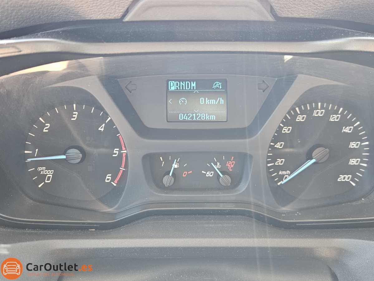 27 - Ford Benimar Tesoro 481 2019 - AUTO
