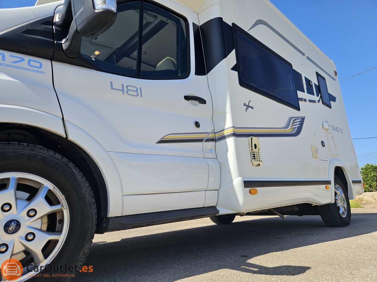 4 - Ford Benimar Tesoro 481 2019 - AUTO