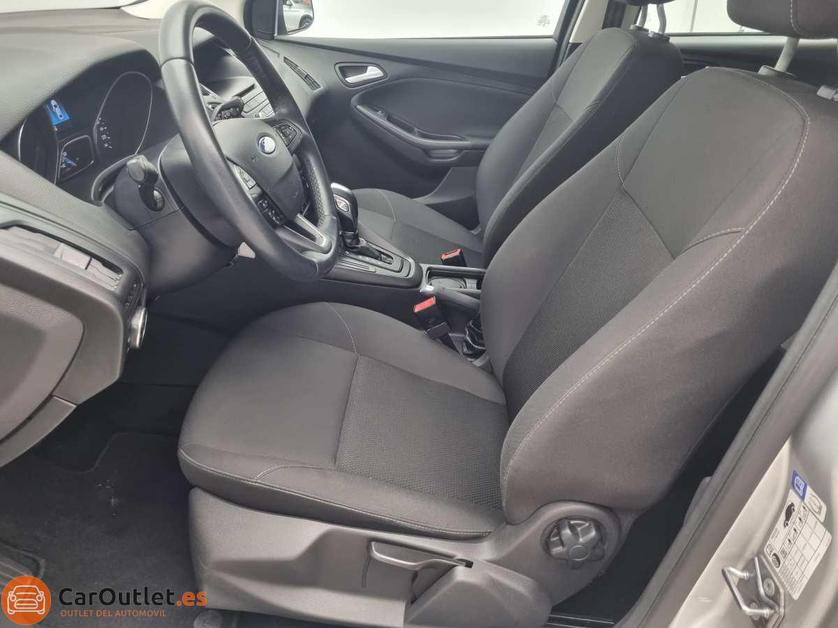 14 - Ford Focus 2018 - AUTO