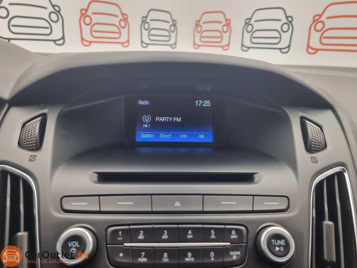 25 - Ford Focus 2018 - AUTO