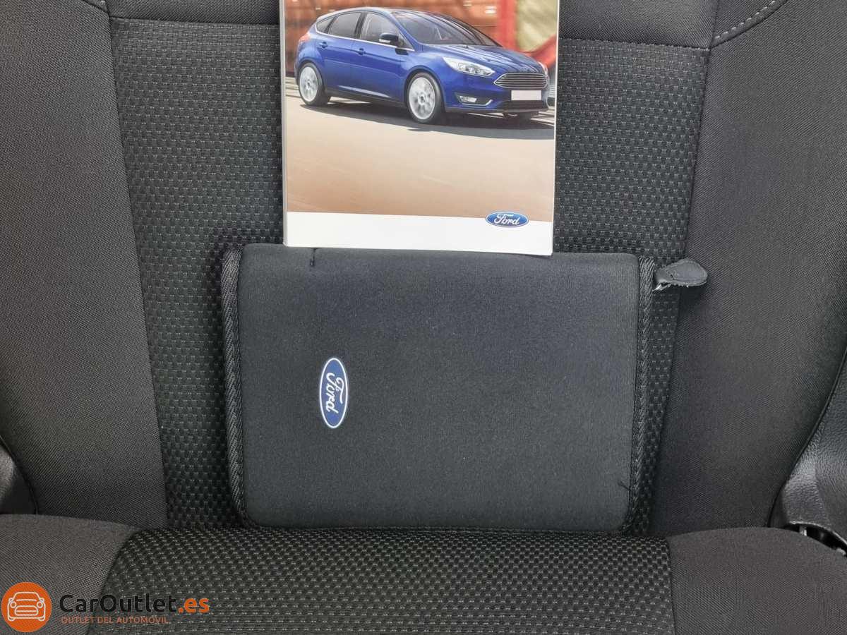 27 - Ford Focus 2018 - AUTO