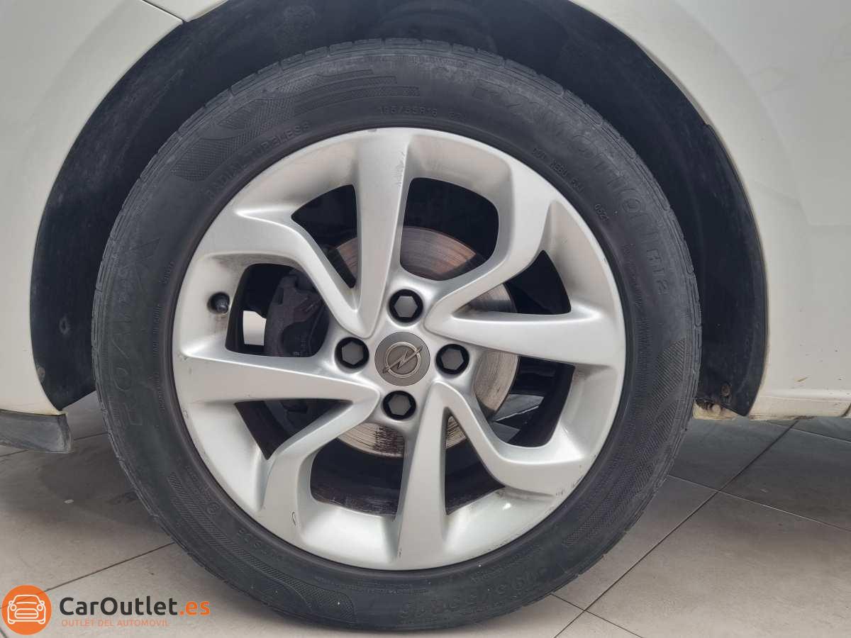 7 - Opel Corsa 2017