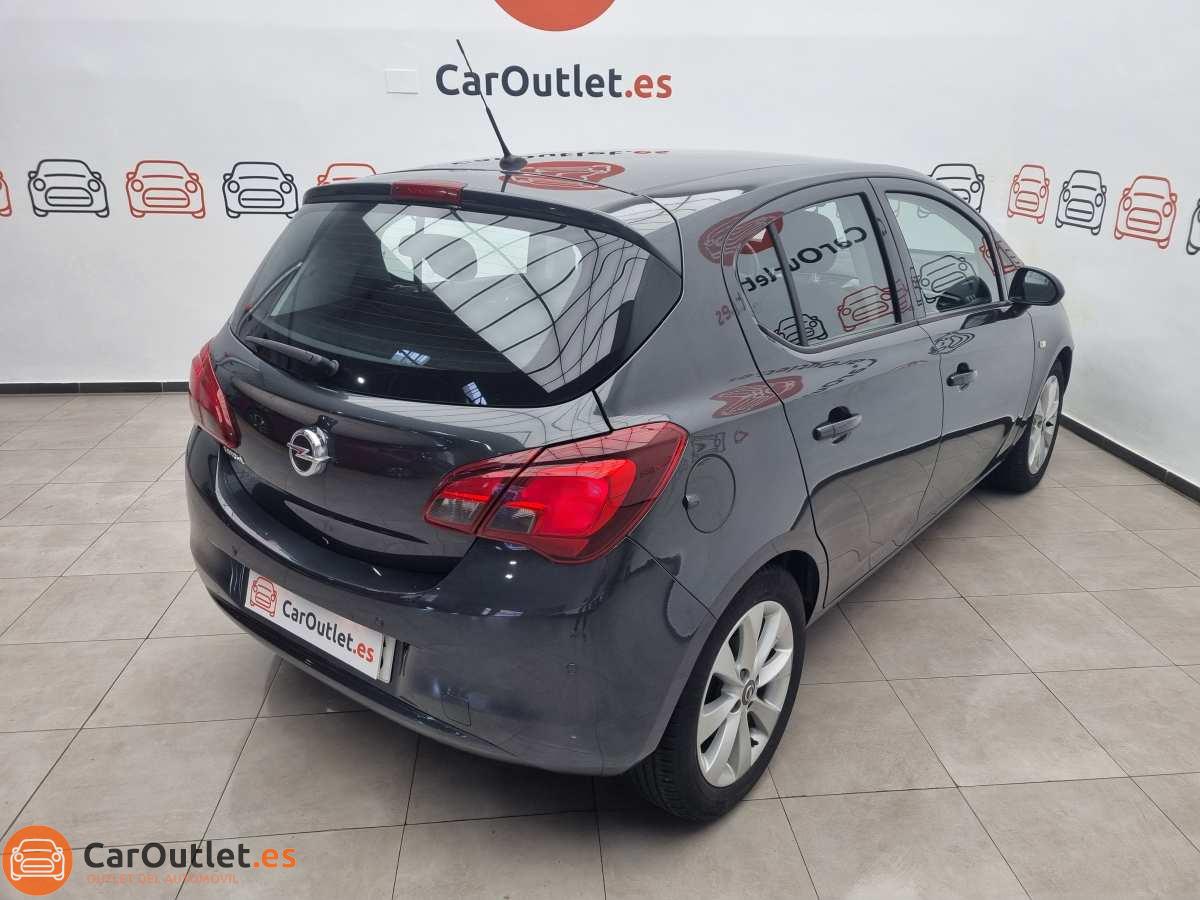 8 - Opel Corsa 2018 - AUTO