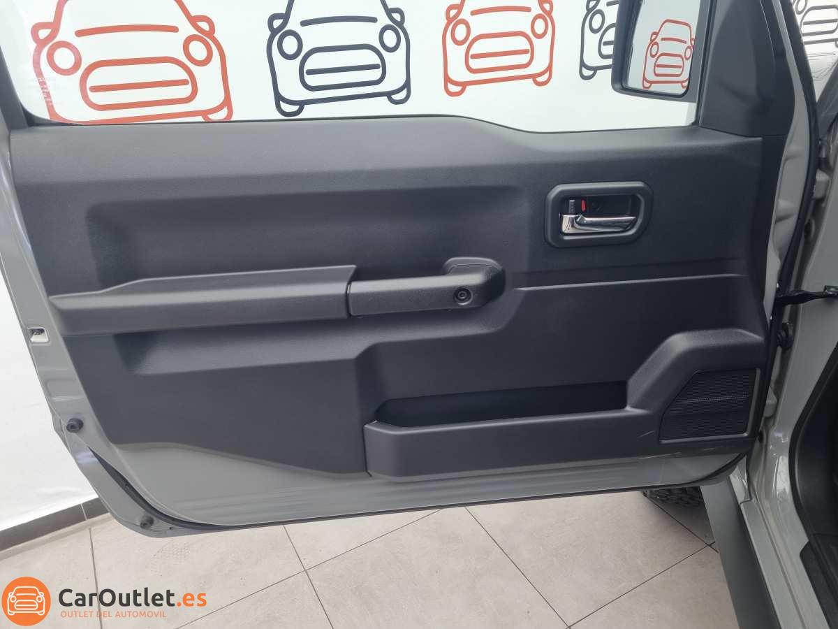 13 - Suzuki Jimny 2020