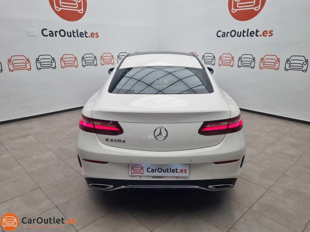 11 - Mercedes E Class 2017 - AUTO