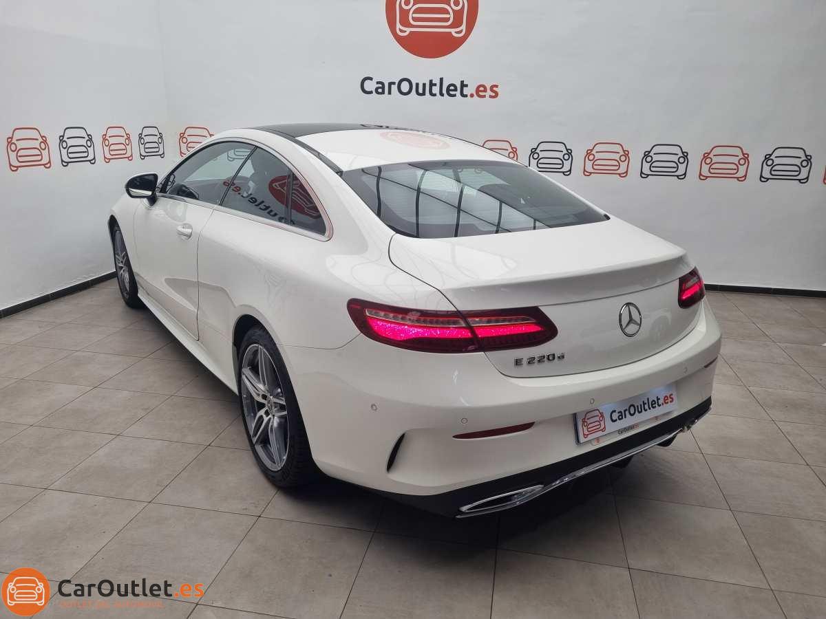 12 - Mercedes E Class 2017 - AUTO