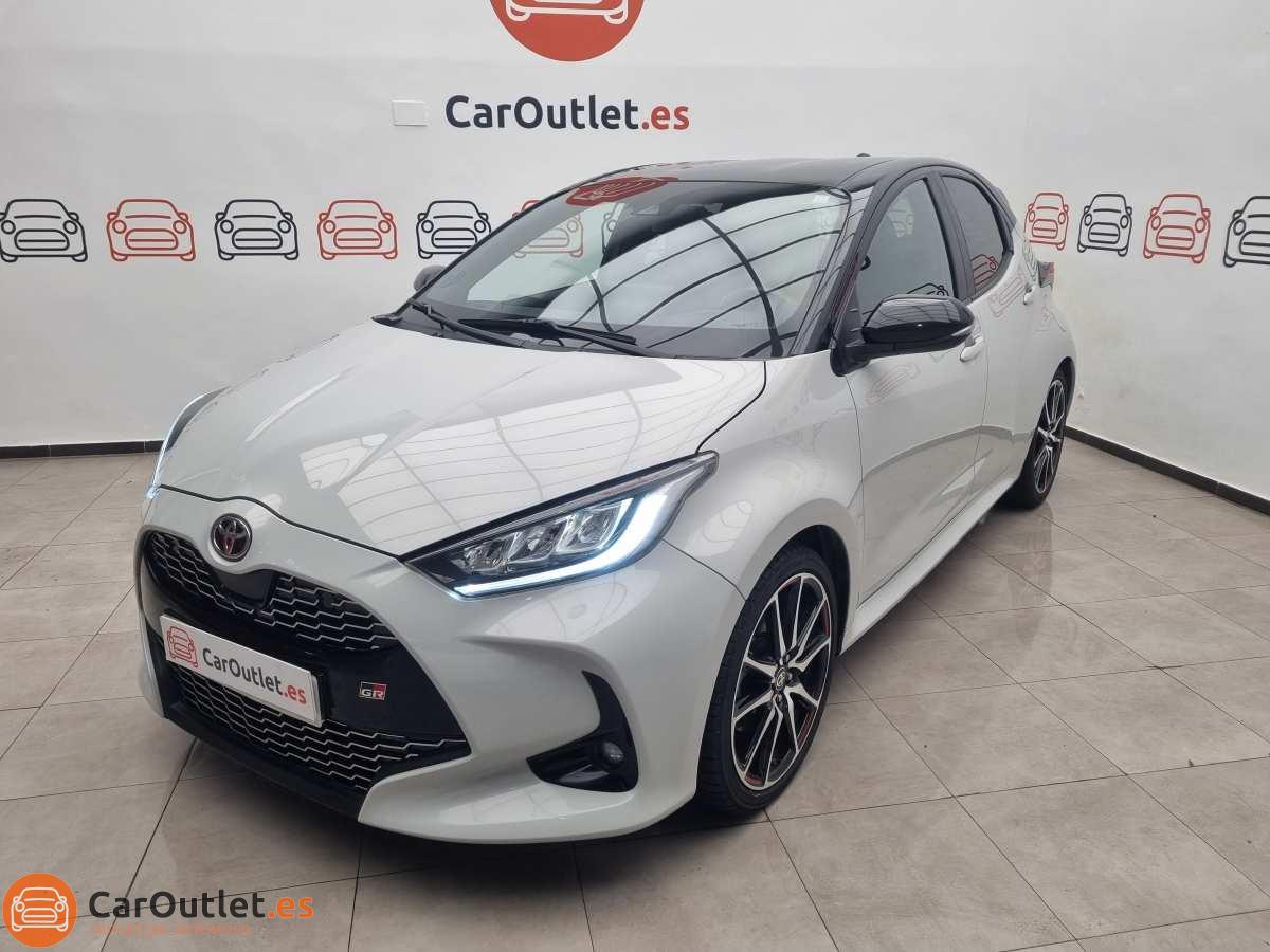 0 - Toyota Yaris 2022 - AUTO