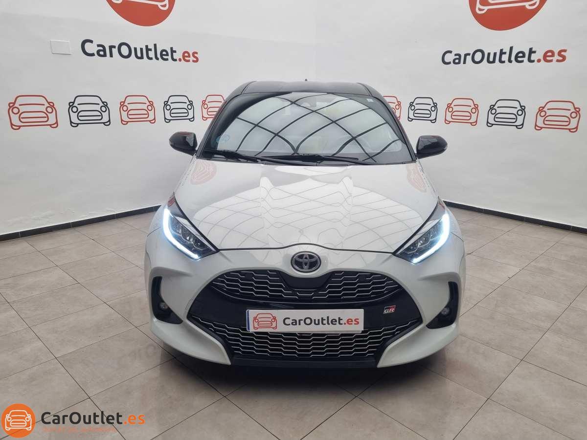 1 - Toyota Yaris 2022 - AUTO