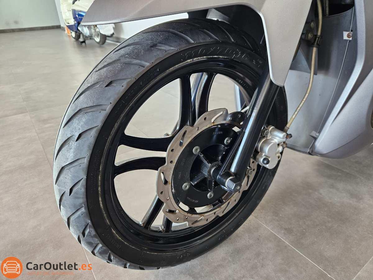 8 - SYM SYMPHONY 125 SR E5 2022 - AUTO