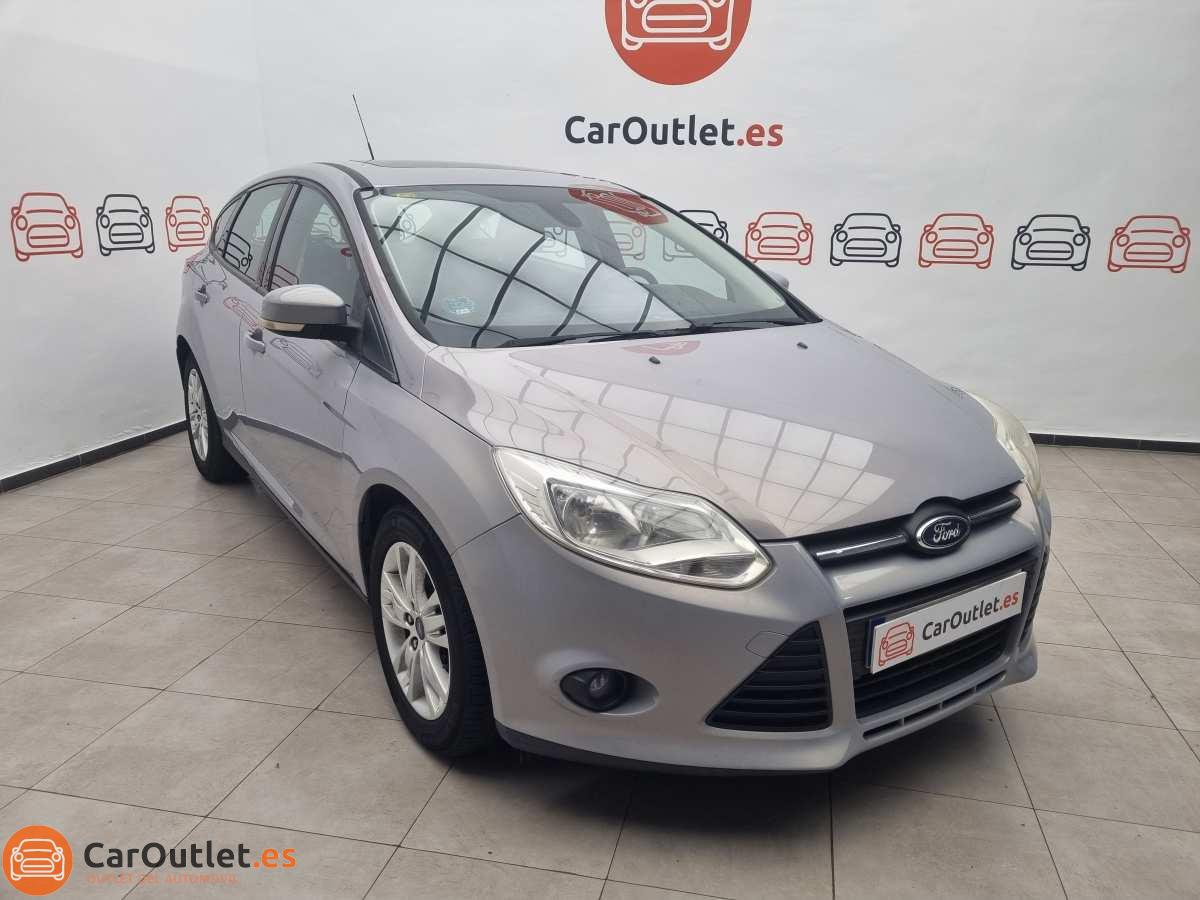 2 - Ford Focus 2012 - AUTO