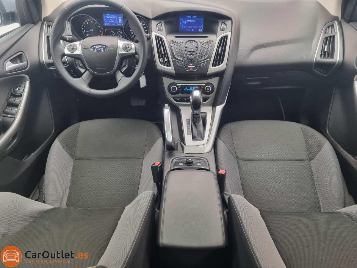 18 - Ford Focus 2012 - AUTO