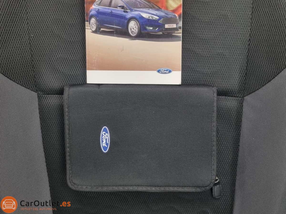 31 - Ford Focus 2012 - AUTO