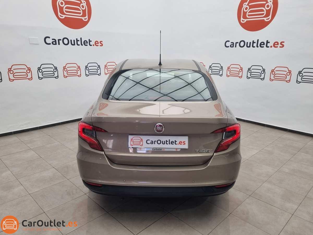 8 - Fiat Tipo 2018