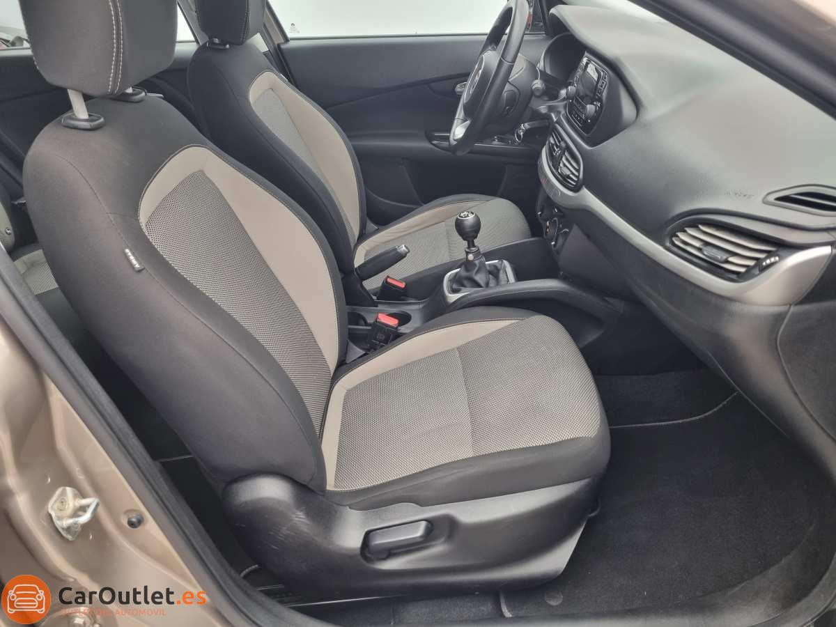 14 - Fiat Tipo 2018
