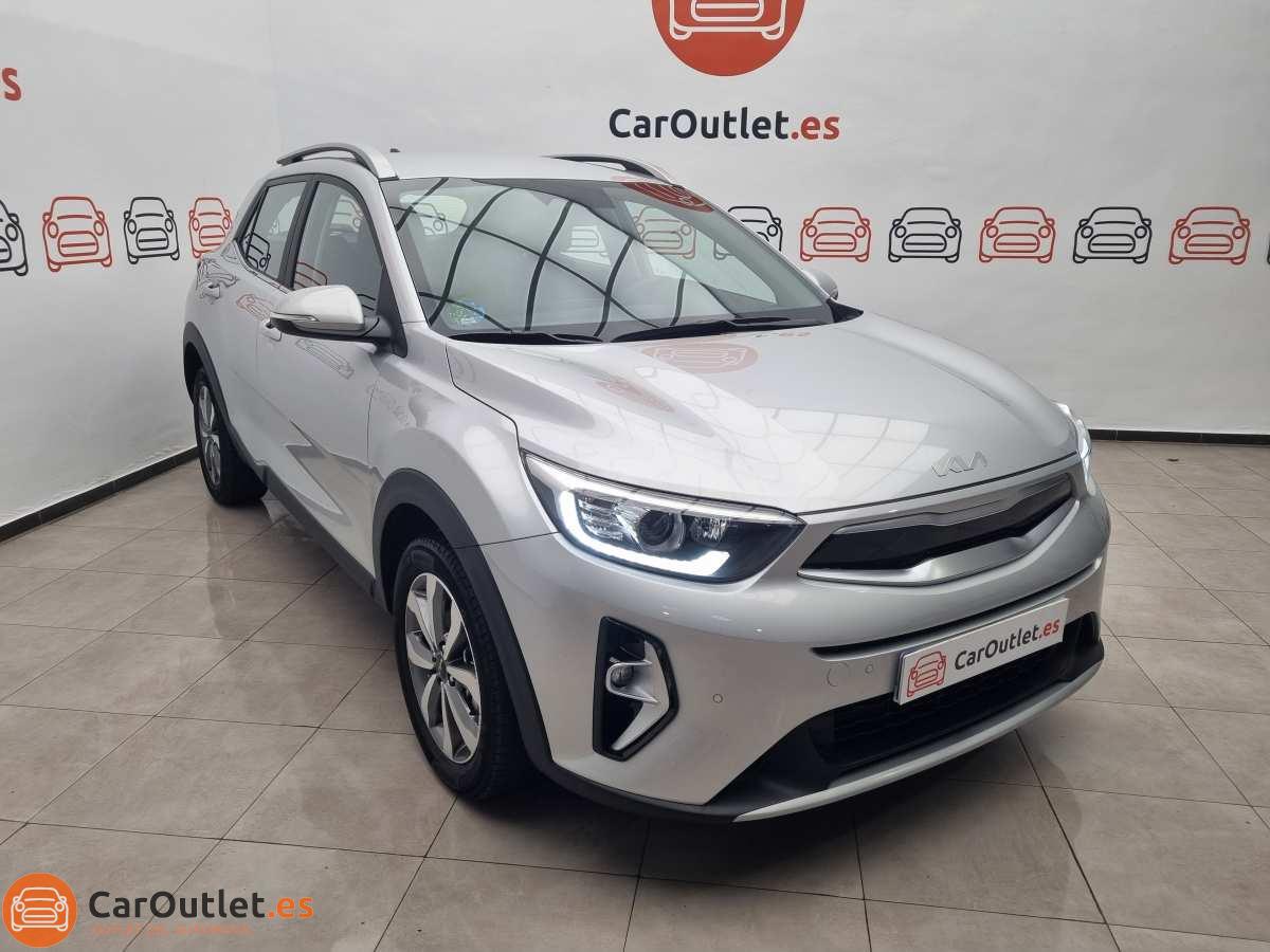 2 - Kia Stonic 2024 - AUTO