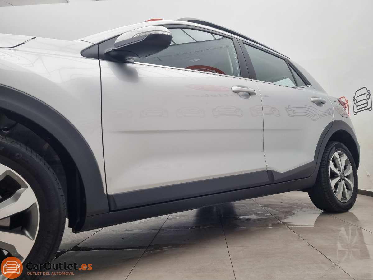 4 - Kia Stonic 2024 - AUTO