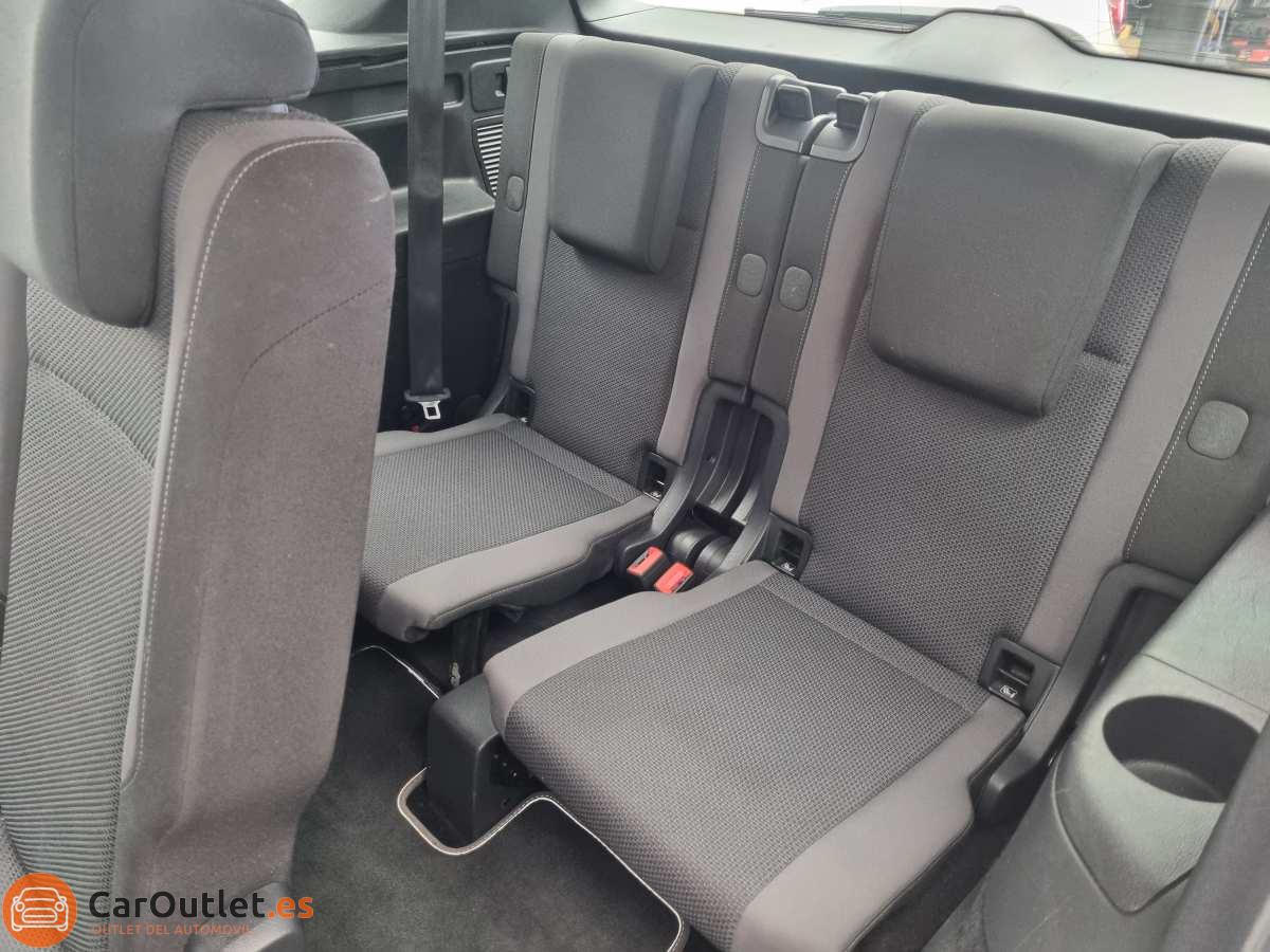 12 - Volkswagen Touran 2021 - AUTO
