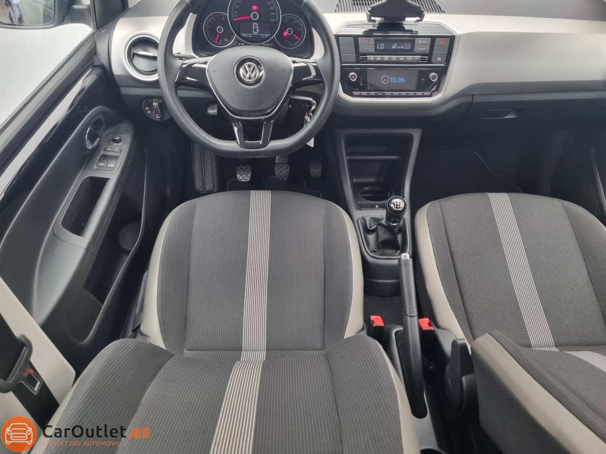 14 - Volkswagen UP 2017