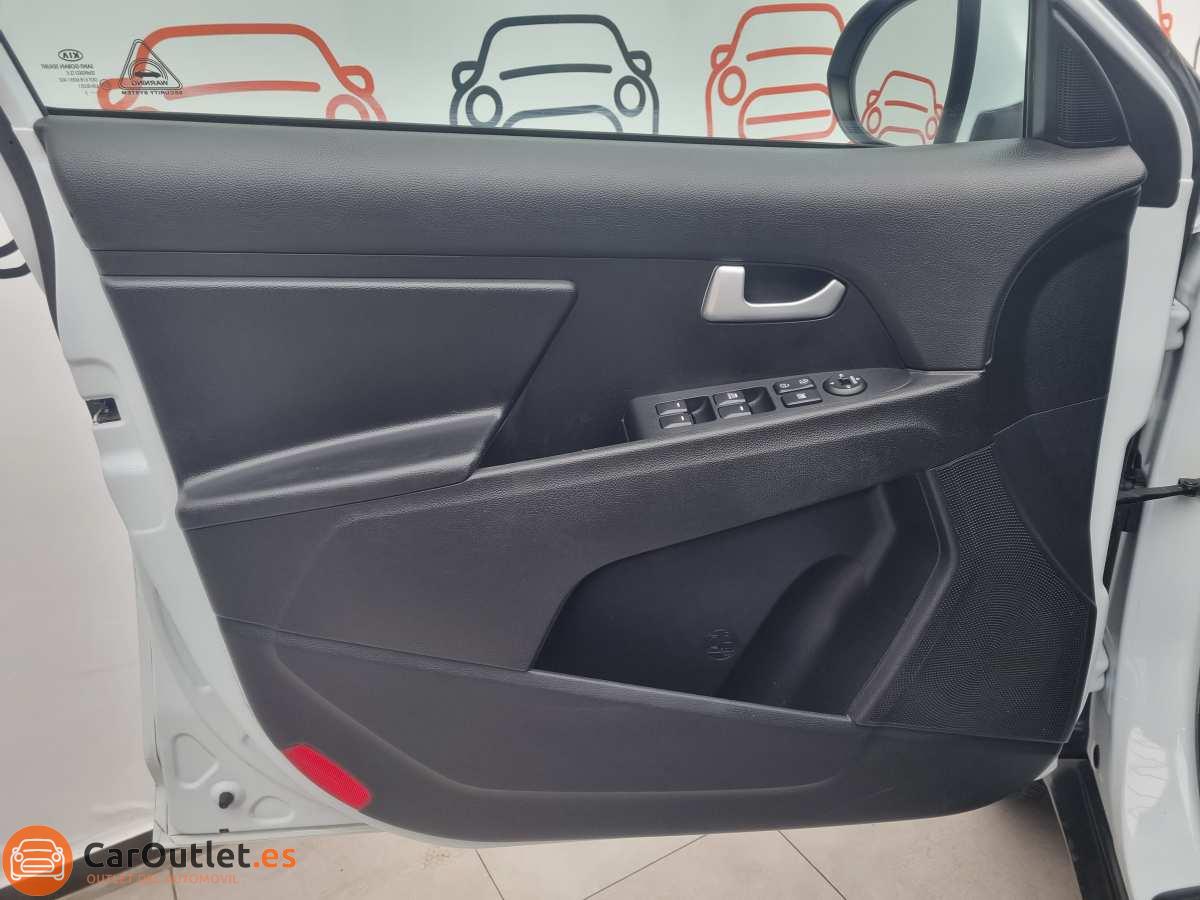 13 - Kia Sportage 2015