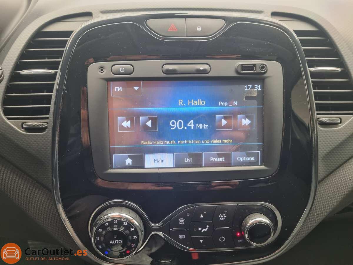 25 - Renault Captur 2015 - AUTO