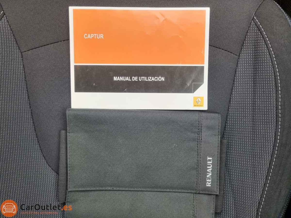 30 - Renault Captur 2015 - AUTO