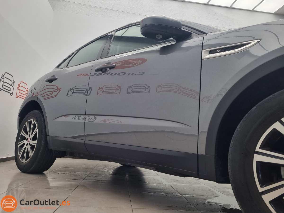 3 - Jaguar E-Pace 2019 - AUTO