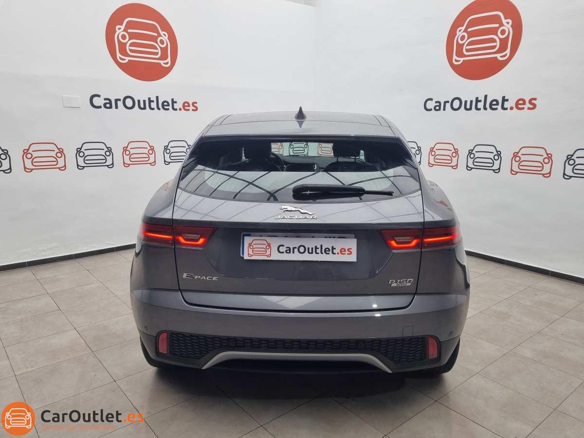 9 - Jaguar E-Pace 2019 - AUTO