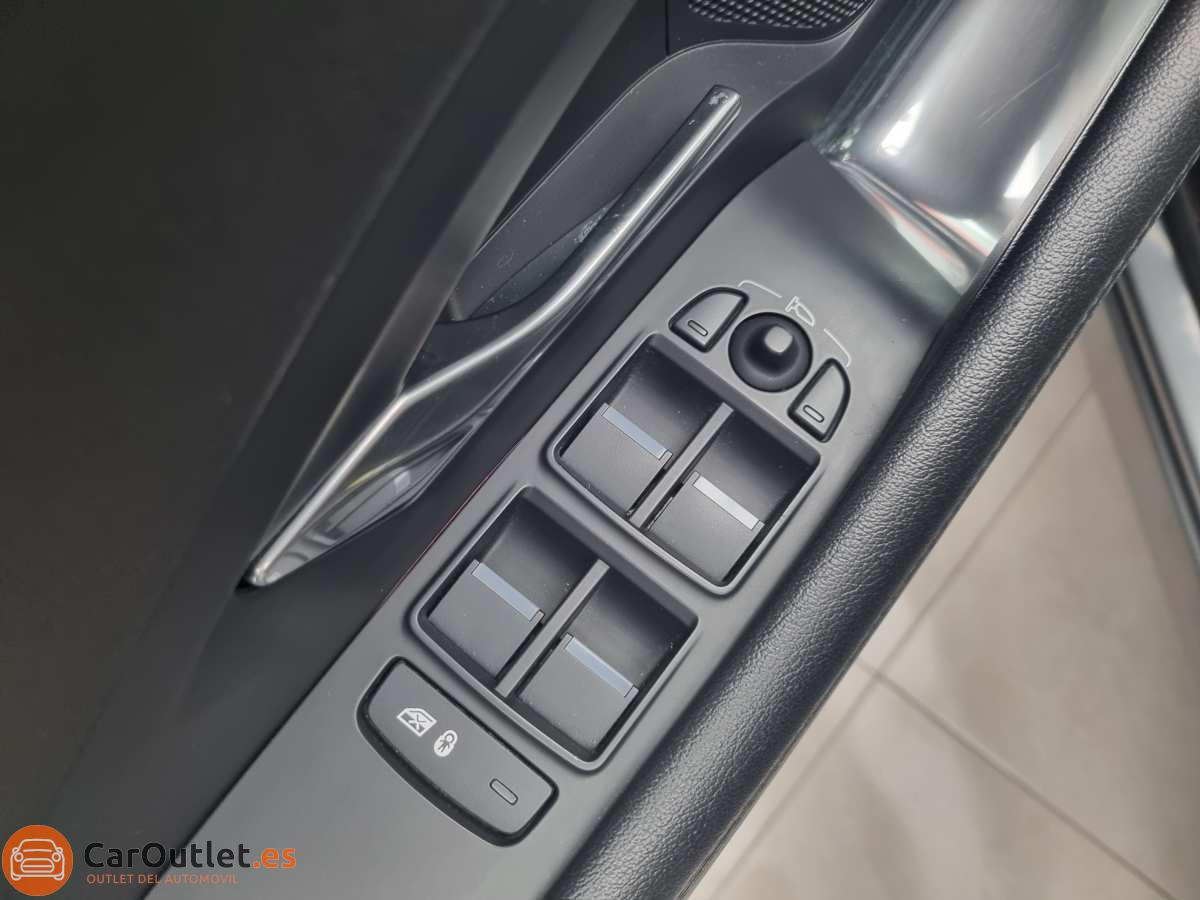 14 - Jaguar E-Pace 2019 - AUTO